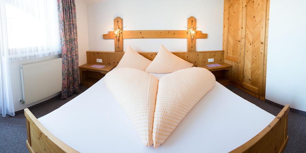 Pension Roasthof Neustift im Stubaital Zewnętrze zdjęcie