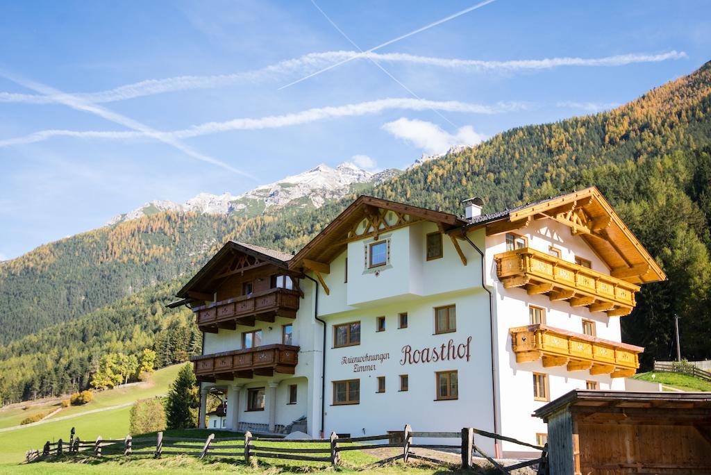 Pension Roasthof Neustift im Stubaital Zewnętrze zdjęcie